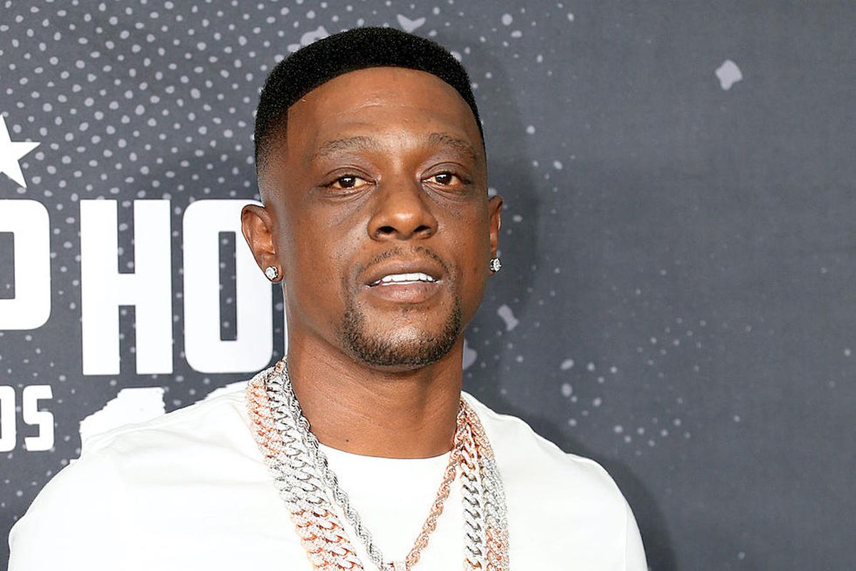 SEE IT: Boosie Shares Wild Message About His Fiancée in on Valentine’s Day Weekend