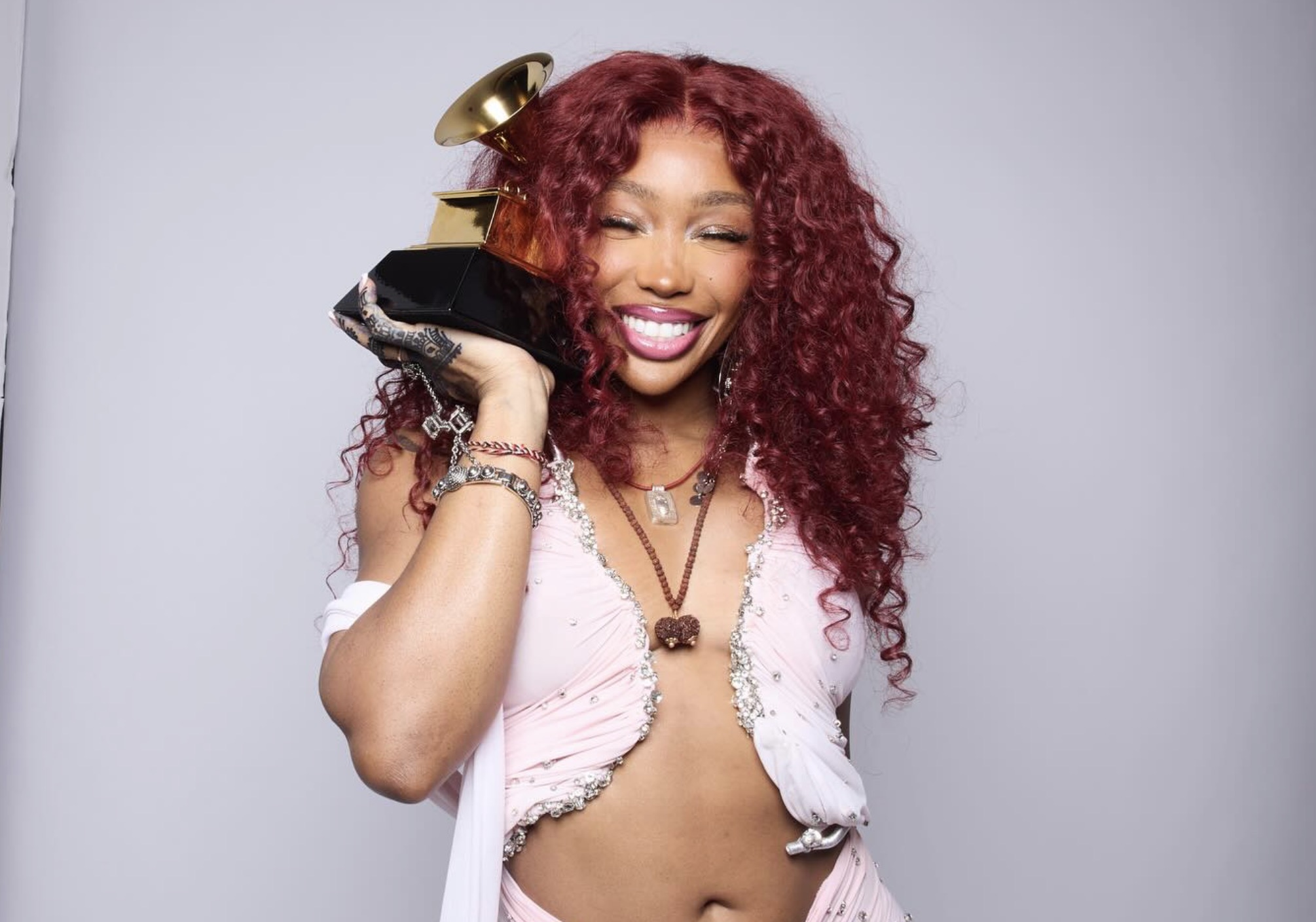 SZA Releases New Deluxe Version Of ‘SOS Deluxe: LANA’ With 4 New Songs — Stream