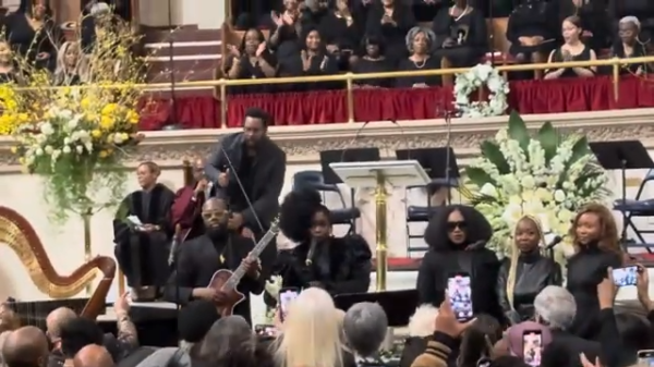 Lauryn Hill and Stevie Wonder Honor Roberta Flack at Harlem Memorial