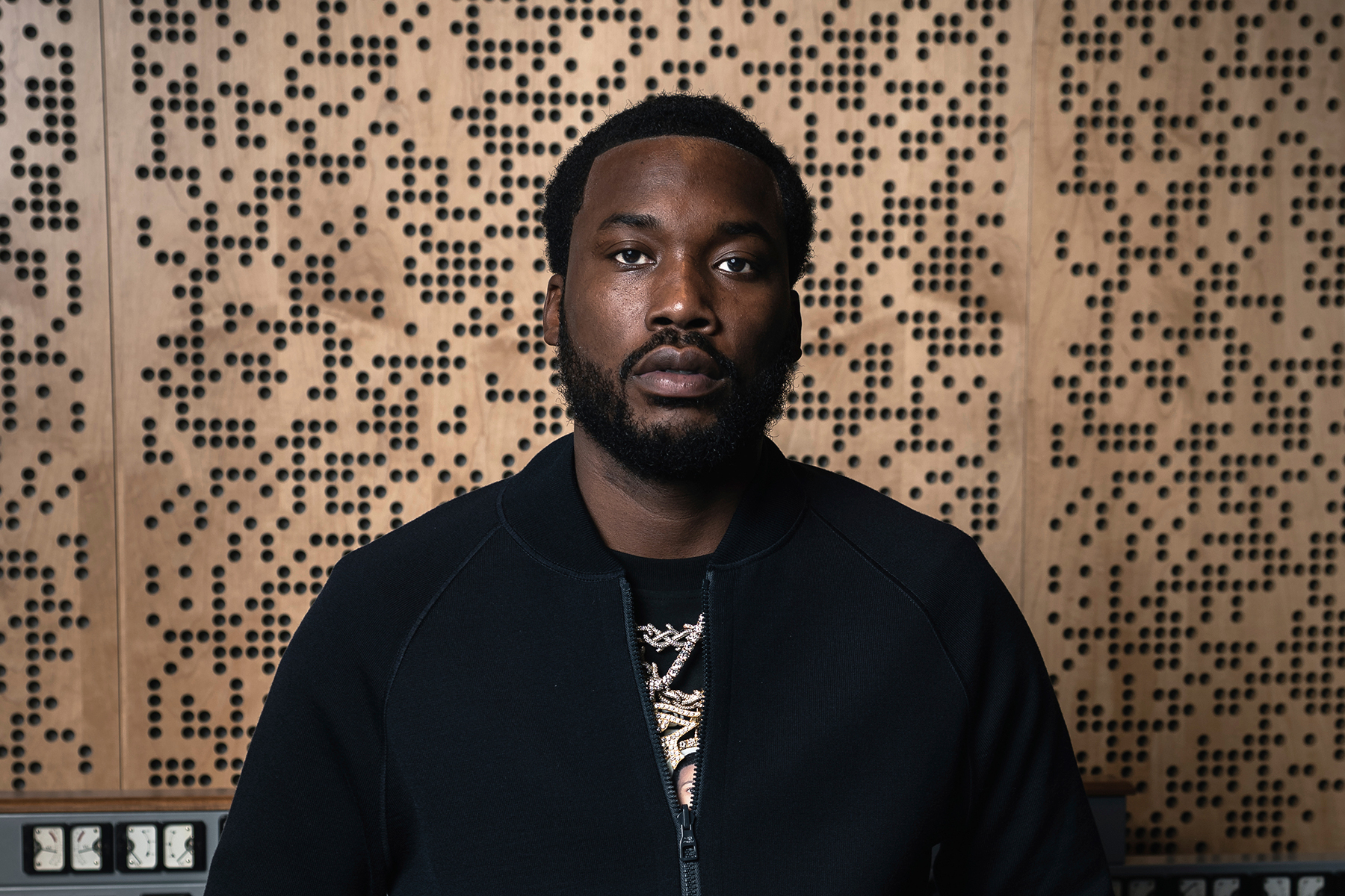 Meek Mill Shuts Down $50K Extortion Claims: ‘I Never Negotiate With Fake Thugs’